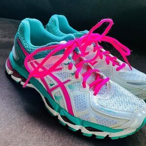 Mint condition ASICS GEL-Kayano 21 White Turquoise Pink 8 US 39.5 EUR running